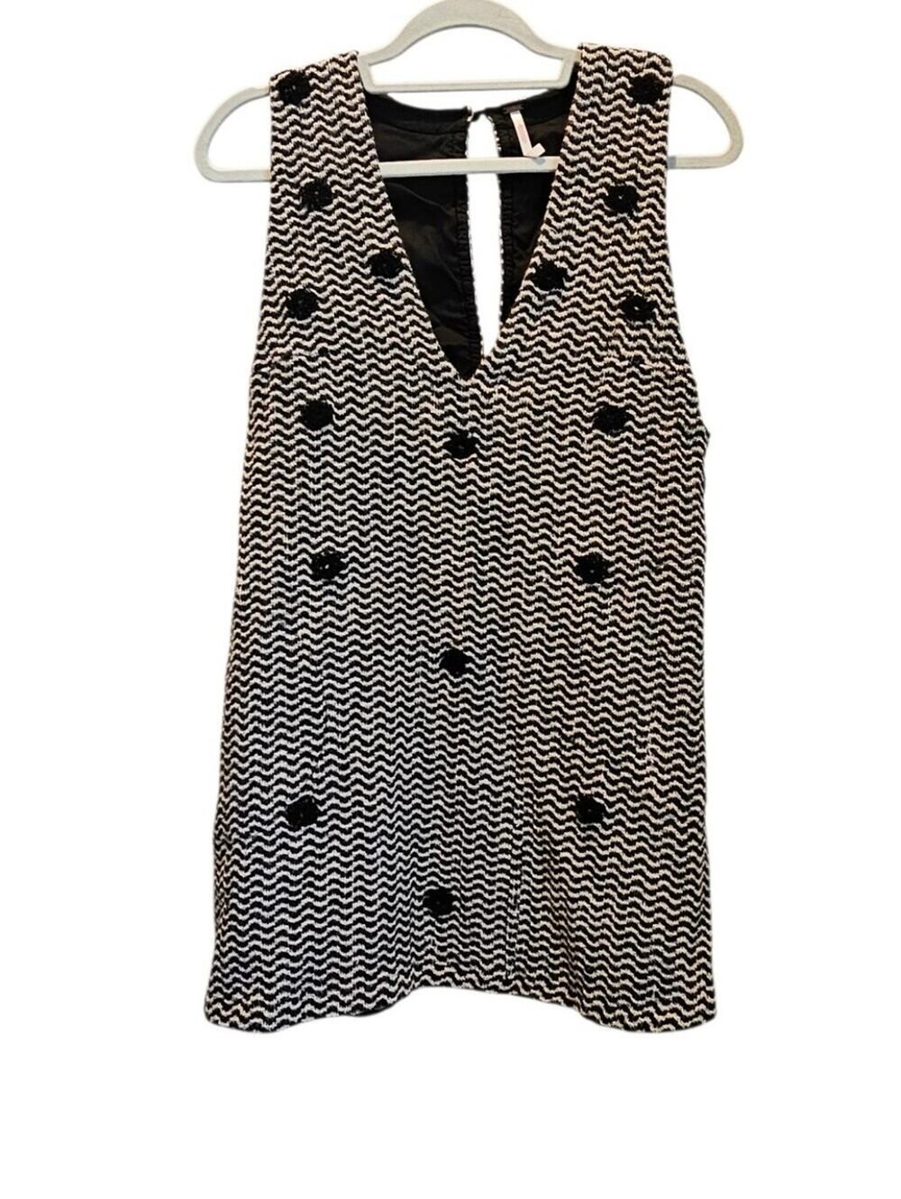 Free People Mod Mini A-Line Zigzag Jumper V Neck Shift Dress Black And White